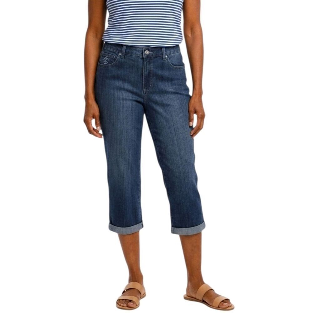 Gloria Vanderbilt Medium Wash Rolled Hem Amanda Denim Blue Jean Capri Size 6